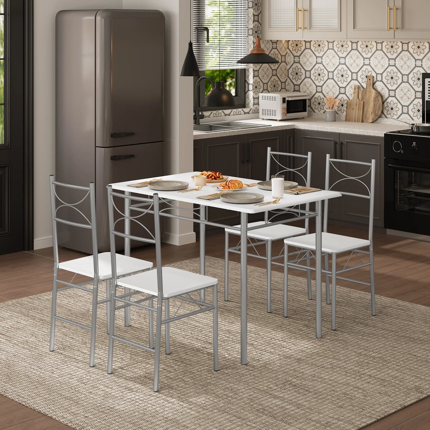 Table rectangulaire avec 4 chaises, structure métal, cuisine et salle à manger