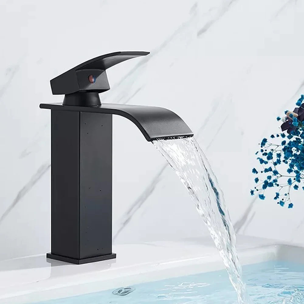Robinet Cascade Noir pour Lavabo