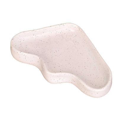 Plateau Wave triangulaire en céramique blanche mouchetée