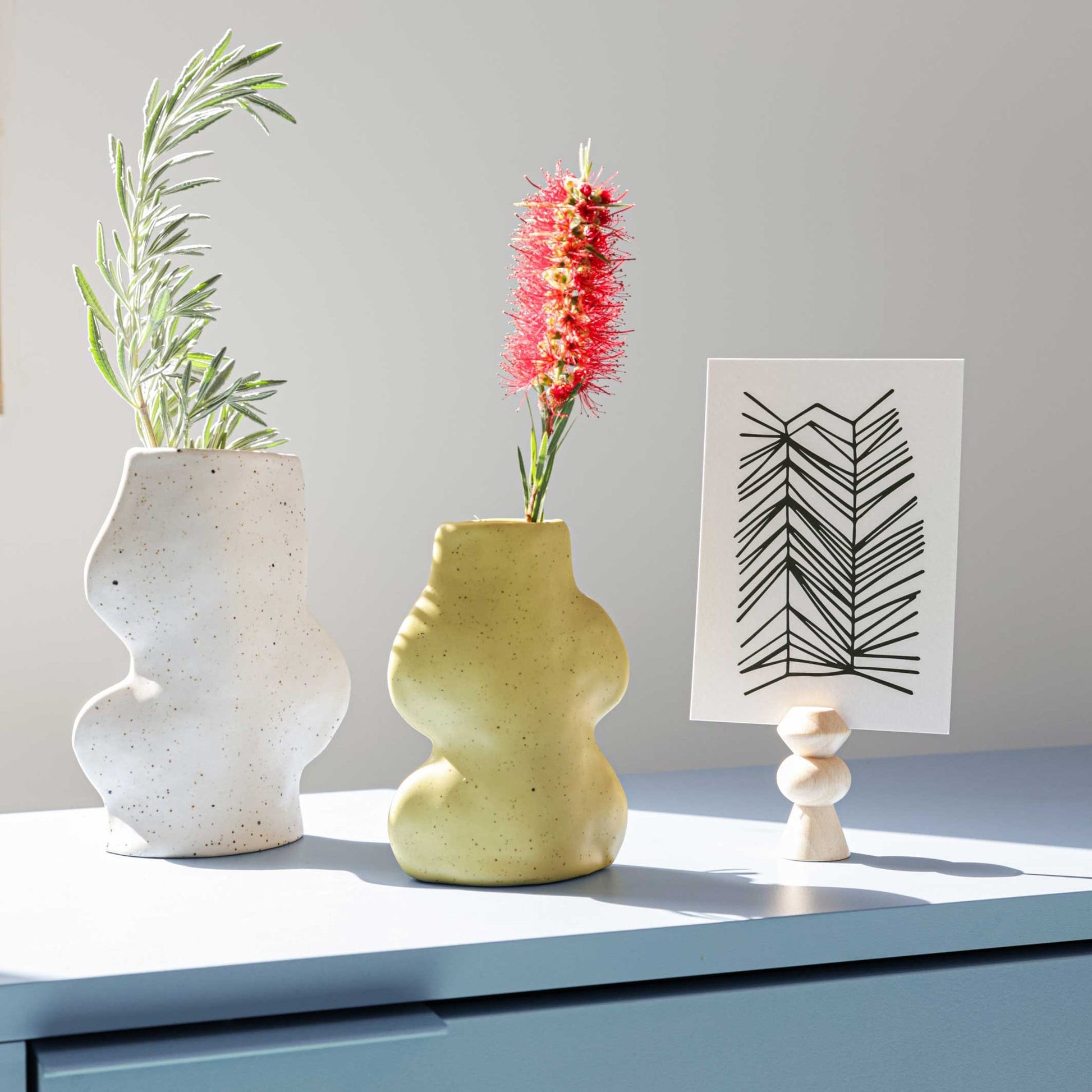 Vase Fluxo moyen en céramique blanche
