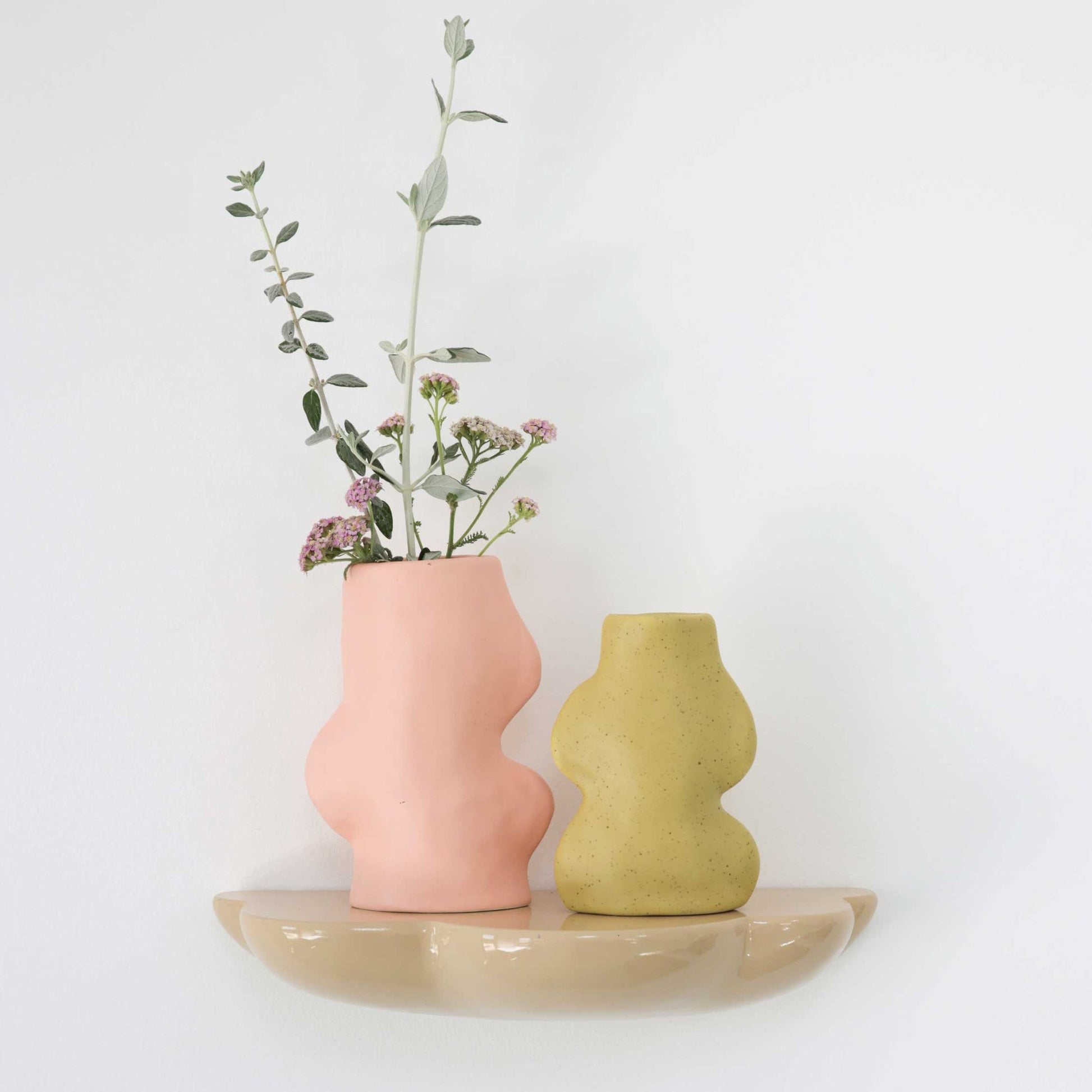 Petit vase Fluxo en céramique pistache