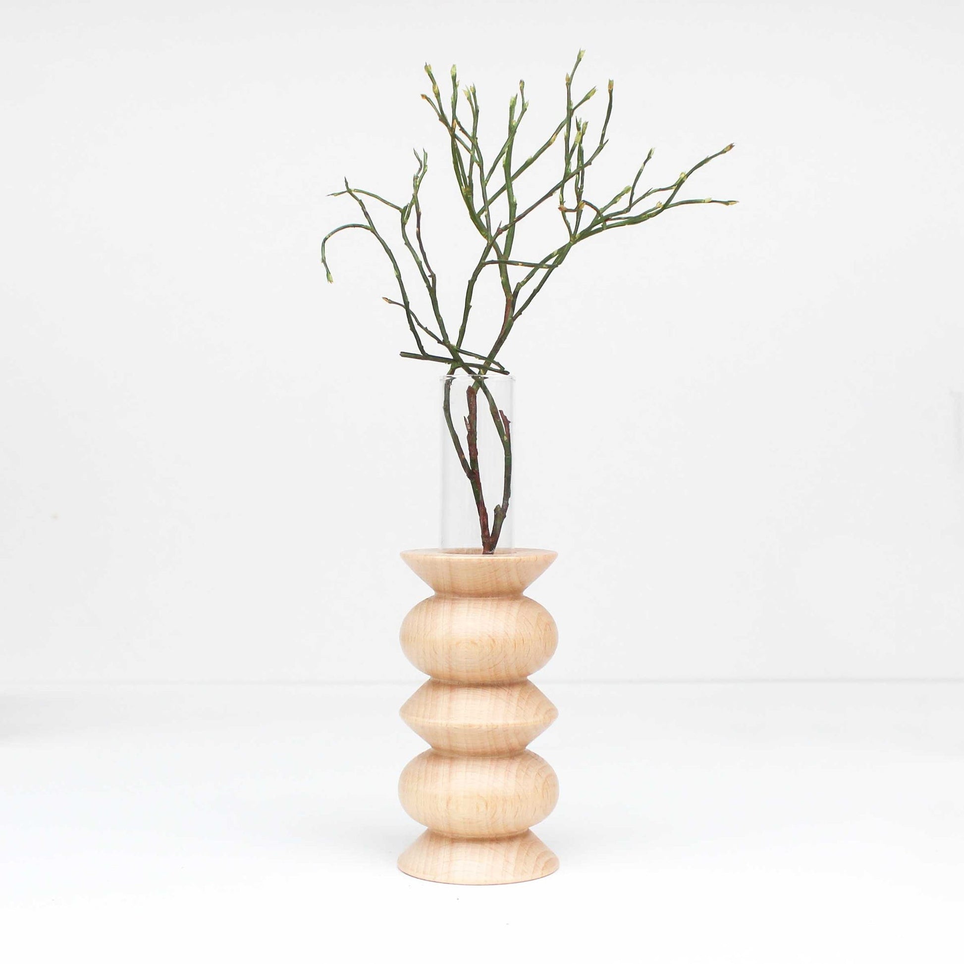 Vase Totem moyen Nº 5 en bois de hêtre et verre
